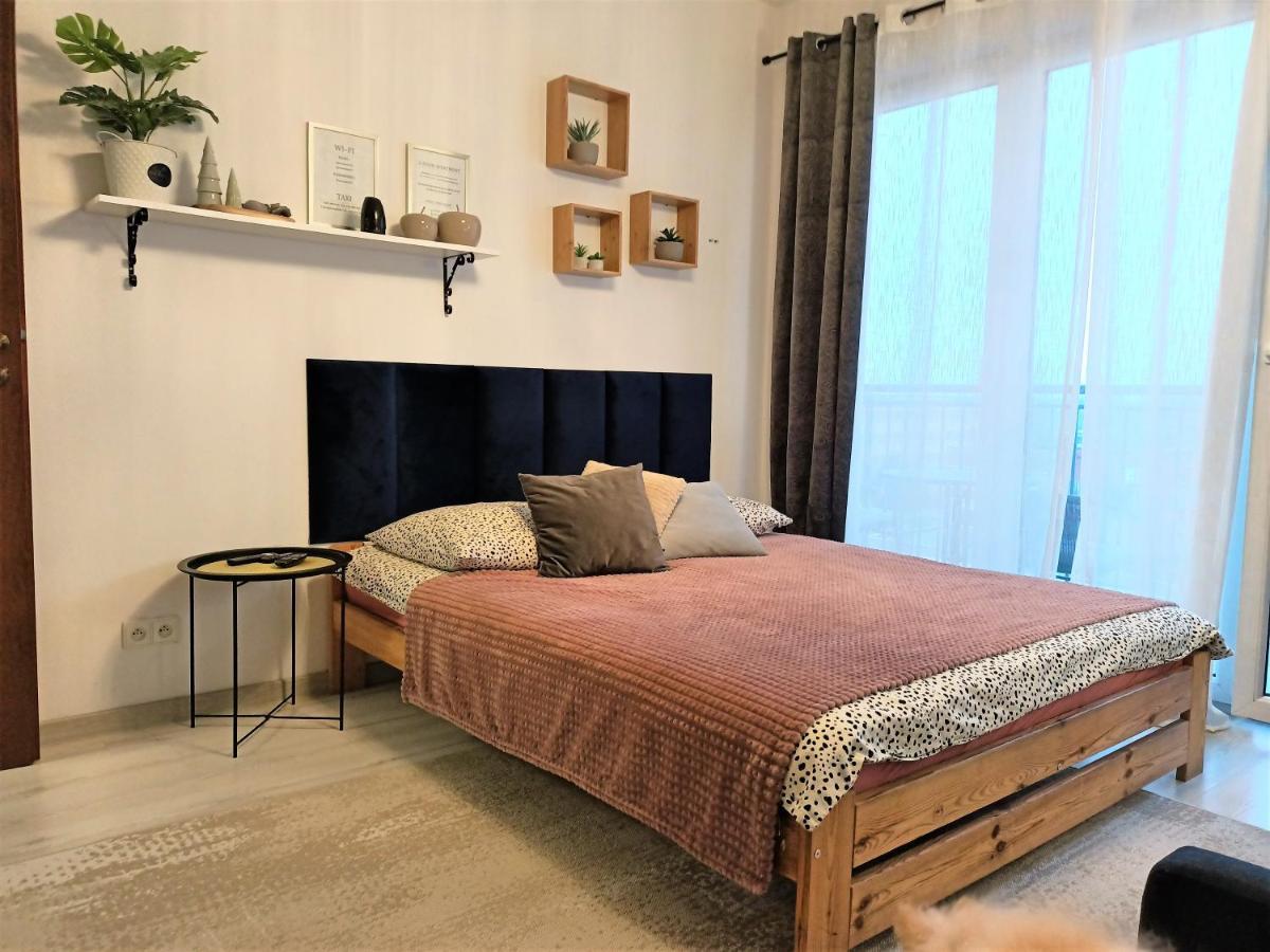 2-Room Apartment Nowy Dwór Mazowiecki エクステリア 写真